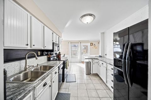 Tiny photo for 3227 Minerva Lake Road, Columbus, OH 43231 (MLS # 226006397)