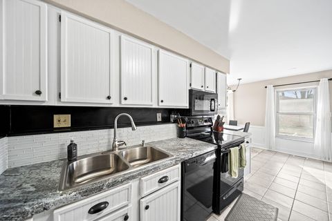 Tiny photo for 3227 Minerva Lake Road, Columbus, OH 43231 (MLS # 226006397)