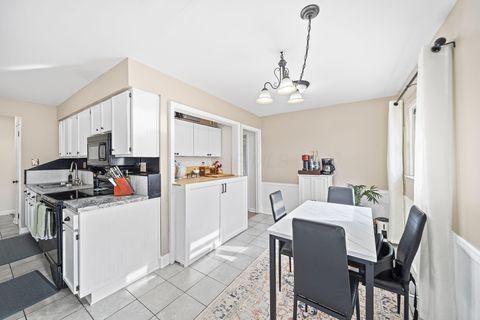 Tiny photo for 3227 Minerva Lake Road, Columbus, OH 43231 (MLS # 226006397)