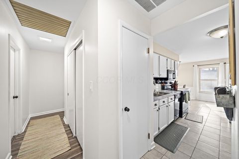 Tiny photo for 3227 Minerva Lake Road, Columbus, OH 43231 (MLS # 226006397)