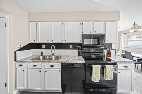 Tiny photo for 3227 Minerva Lake Road, Columbus, OH 43231 (MLS # 226006397)