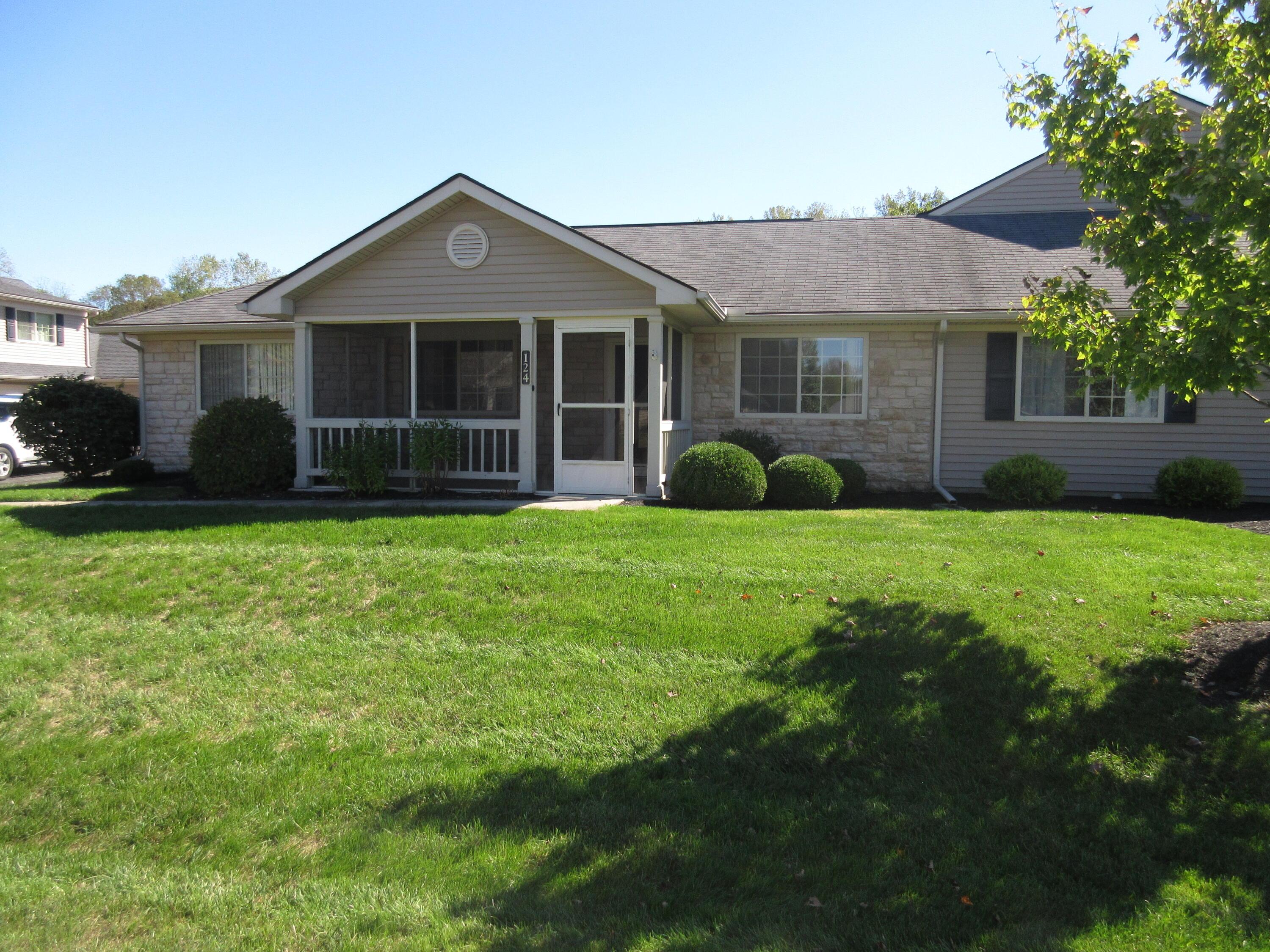 124 Hillview Court, Heath, Ohio image 1
