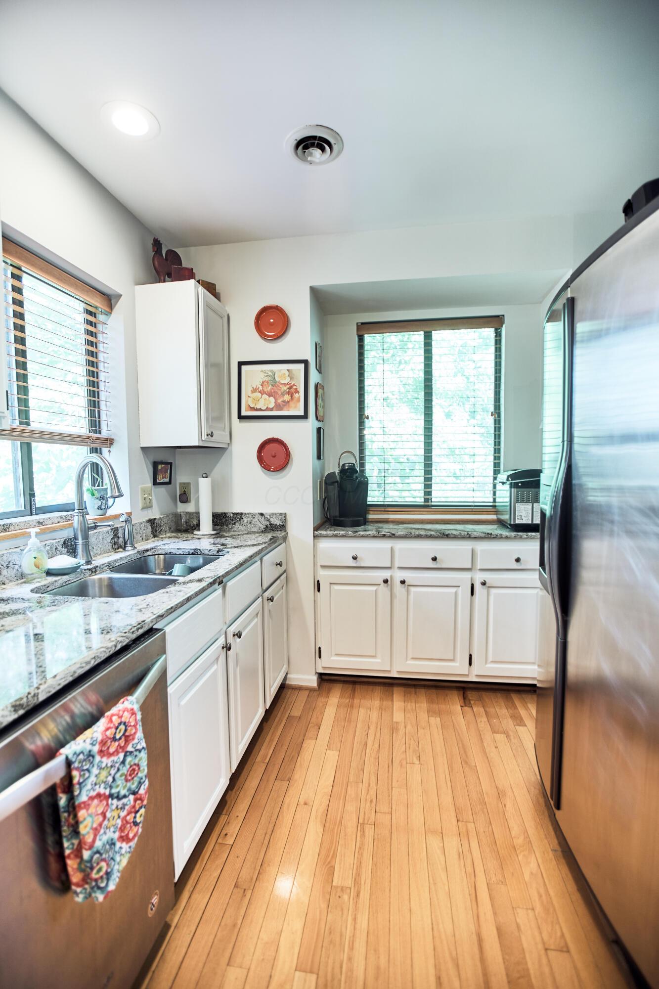 7034 Woodmere Drive, Athens, Ohio image 22