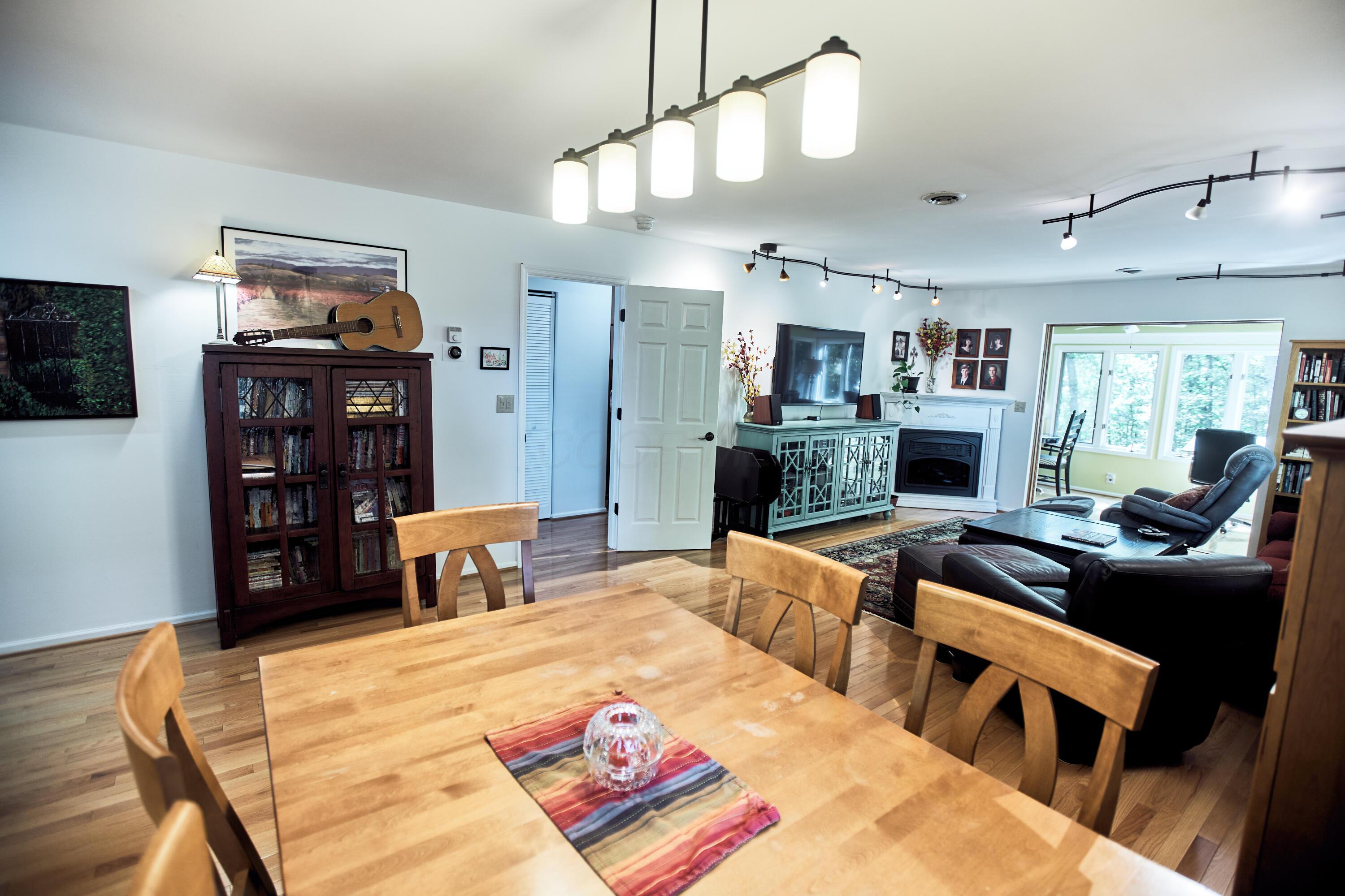 7034 Woodmere Drive, Athens, Ohio image 2