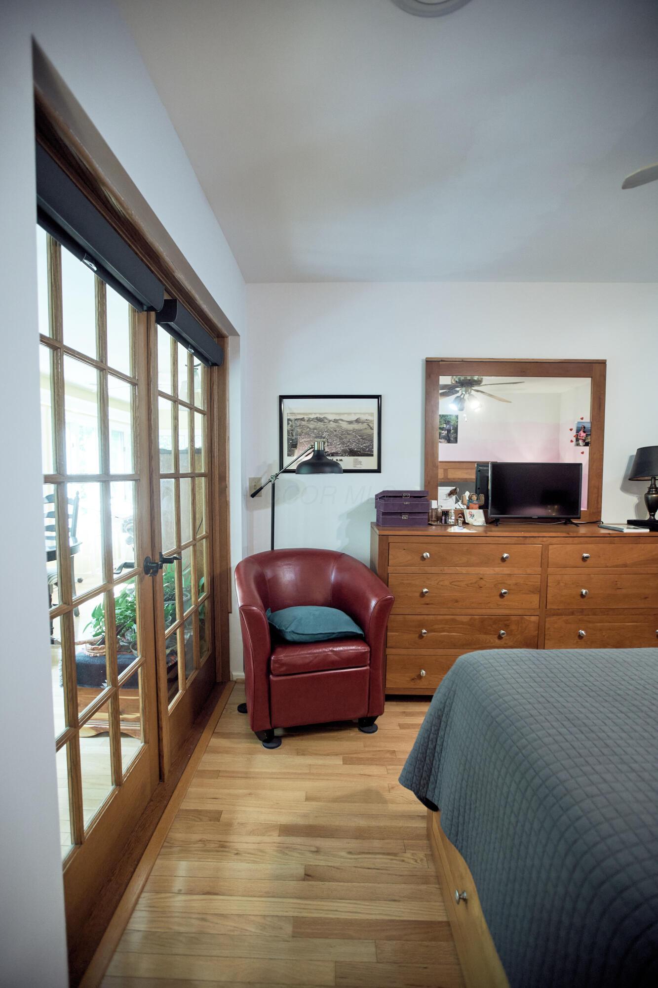 7034 Woodmere Drive, Athens, Ohio image 11