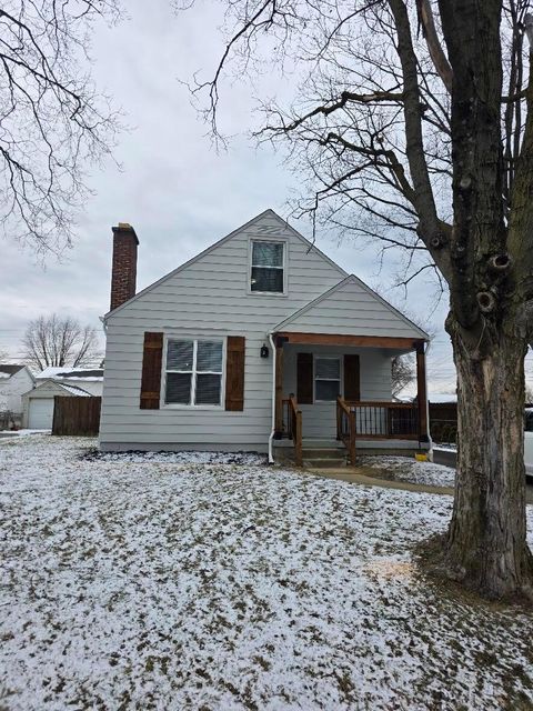 Photo of 139 Demorest Avenue, Columbus, OH 43204 (MLS # 226001614)