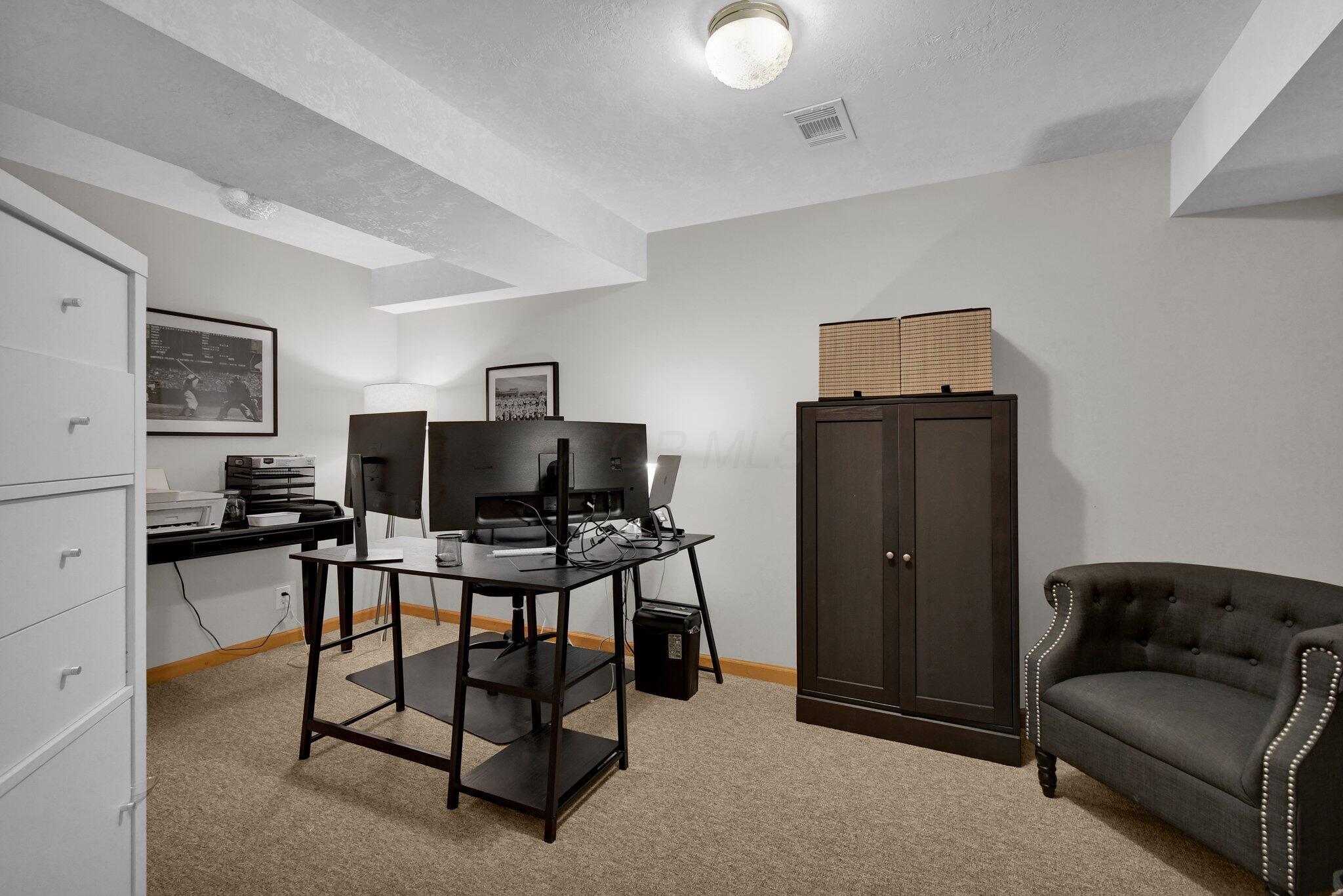 208 Kildare Street, Granville, Ohio image 39