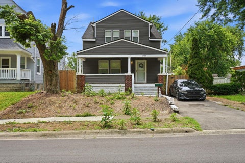 Photo of 2525 Ridge Avenue, Columbus, OH 43204 (MLS # 226020873)