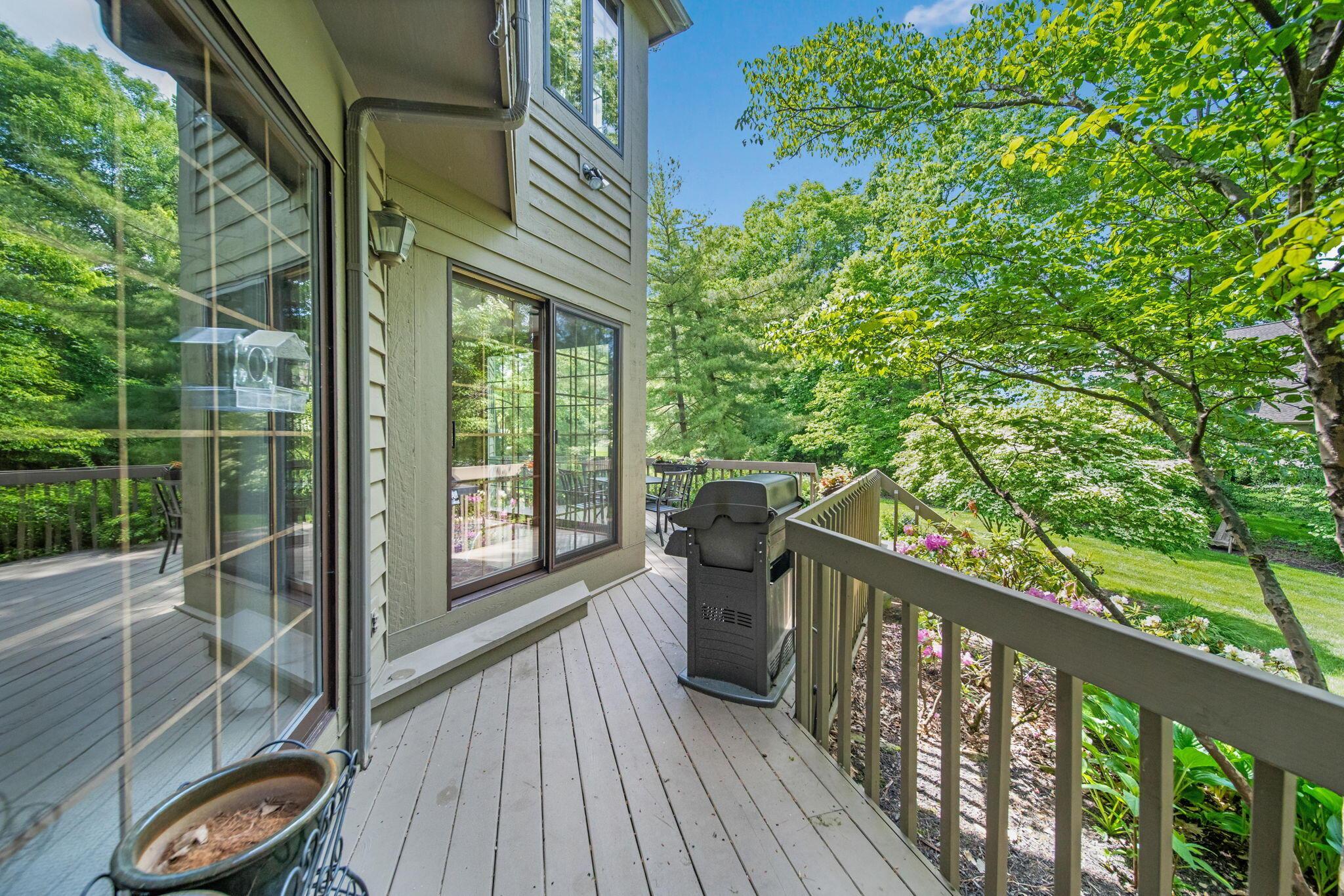 6530 Deeside Drive, Dublin, Ohio image 17