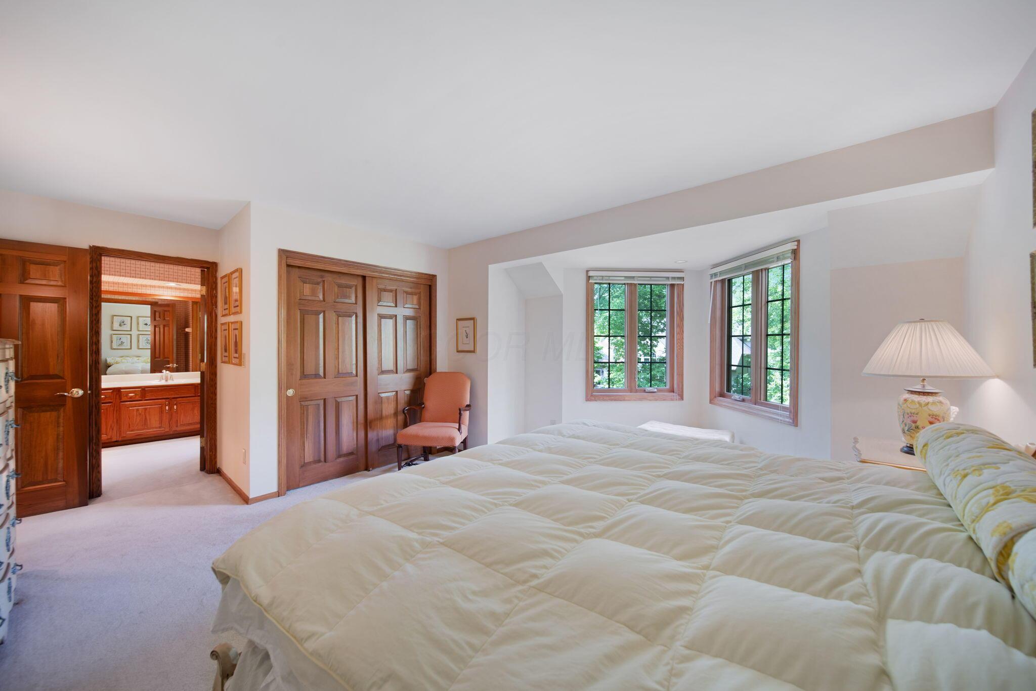 6530 Deeside Drive, Dublin, Ohio image 36