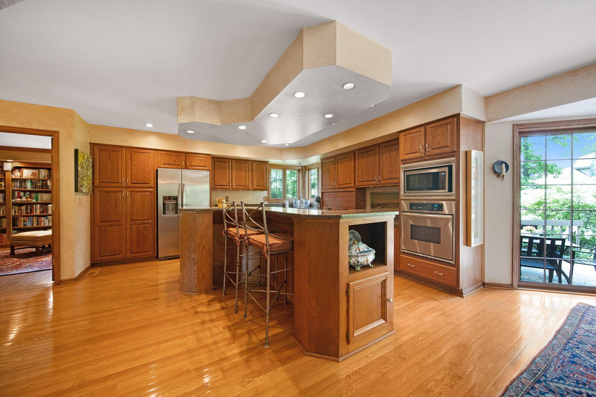 6530 Deeside Drive, Dublin, Ohio image 5