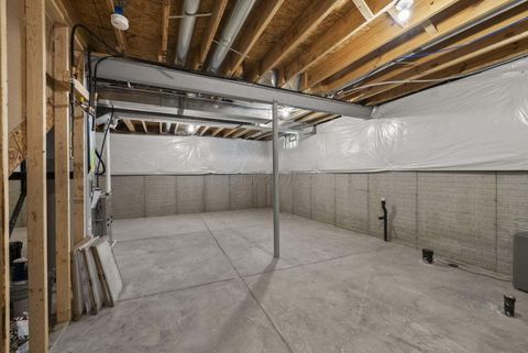 Tiny photo for 2557 Taberville Drive, Blacklick, OH 43004 (MLS # 226000784)