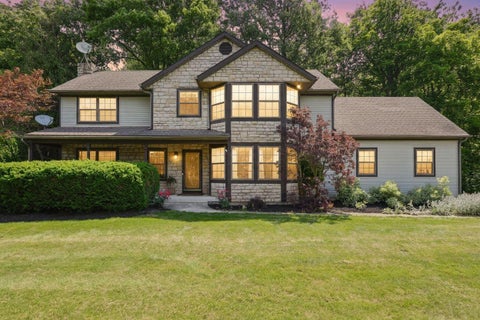 Photo of 5846 Houchard Road, Dublin, OH 43016 (MLS # 226020553)