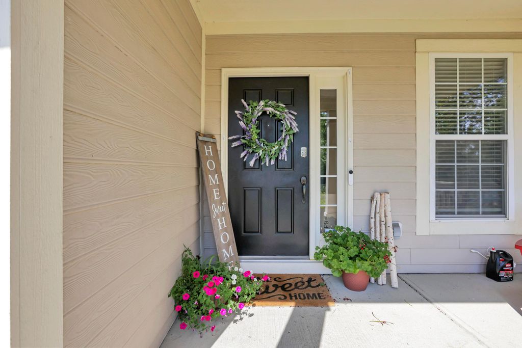 Photo of 7090 Dean Farm Road, New Albany, OH 43054 (MLS # 225042444)