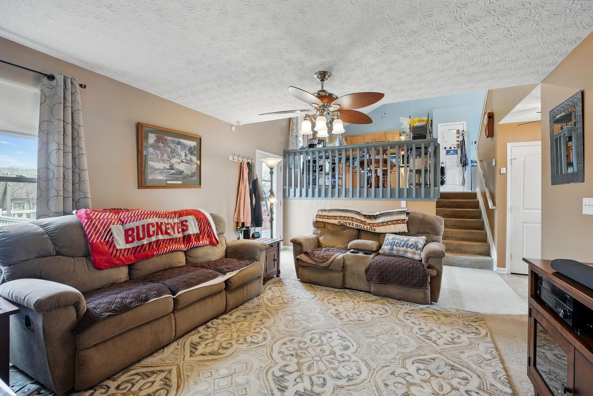 2328 Boston Mills Drive, Grove City, Ohio image 5