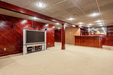 Tiny photo for 140 Highmeadow Drive, Columbus, OH 43230 (MLS # 226036477)
