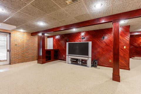 Tiny photo for 140 Highmeadow Drive, Columbus, OH 43230 (MLS # 226036477)