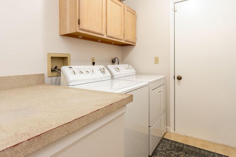 Tiny photo for 140 Highmeadow Drive, Columbus, OH 43230 (MLS # 226036477)