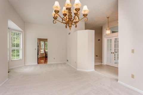 Tiny photo for 140 Highmeadow Drive, Columbus, OH 43230 (MLS # 226036477)
