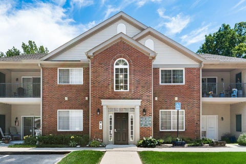 Condo For Sale - 220 Shelbourne Forest Way<br/> Delaware, OH 43015