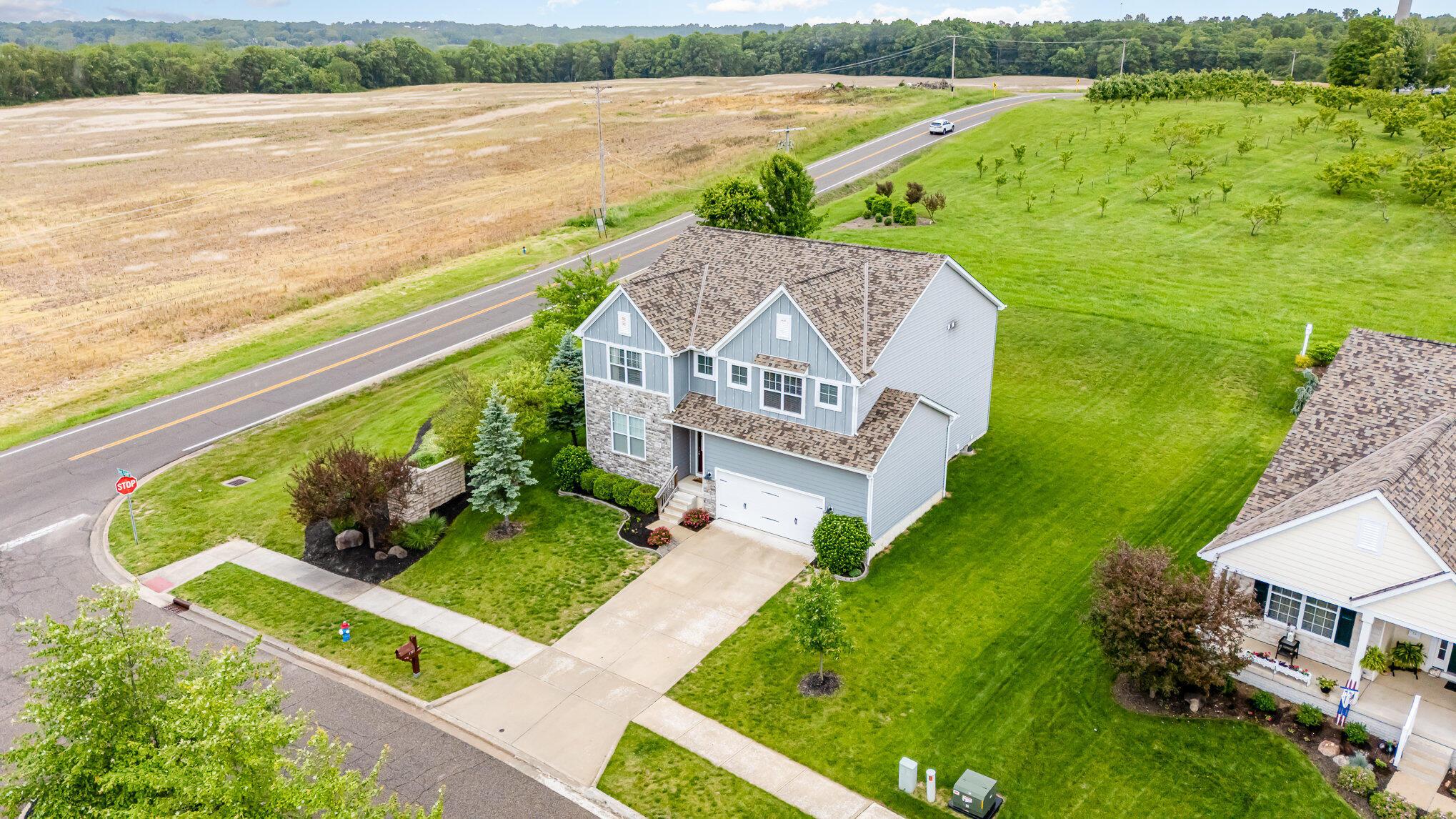 1705 Bent Creek Drive, Lancaster, Ohio image 6