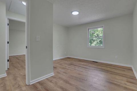 Tiny photo for 13590 Sand Hollow Road SE, Thornville, OH 43076 (MLS # 225044471)