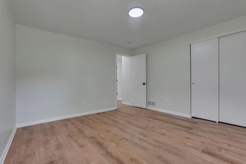 Tiny photo for 13590 Sand Hollow Road SE, Thornville, OH 43076 (MLS # 225044471)