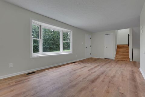 Tiny photo for 13590 Sand Hollow Road SE, Thornville, OH 43076 (MLS # 225044471)