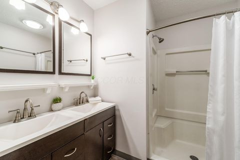 Tiny photo for 5600 Blendon View Court, Columbus, OH 43230 (MLS # 226003119)