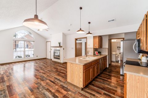 Tiny photo for 5600 Blendon View Court, Columbus, OH 43230 (MLS # 226003119)