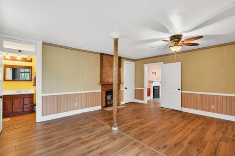 Tiny photo for 153 Caldwell Street, Chillicothe, OH 45601 (MLS # 226010845)