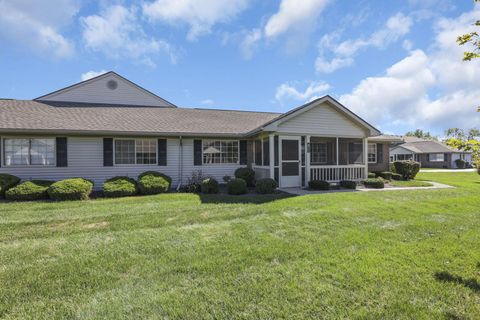 Tiny photo for 472 Virginia Court, Pataskala, OH 43062 (MLS # 225037608)