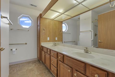 Tiny photo for 472 Virginia Court, Pataskala, OH 43062 (MLS # 225037608)