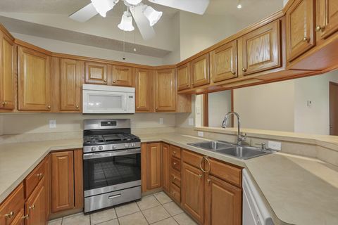 Tiny photo for 472 Virginia Court, Pataskala, OH 43062 (MLS # 225037608)