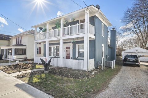 Photo of 207 N Main Street, Pleasantville, OH 43148 (MLS # 226005739)