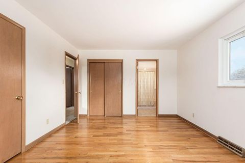 Tiny photo for 1811 Hove Road, Columbus, OH 43221 (MLS # 226002990)