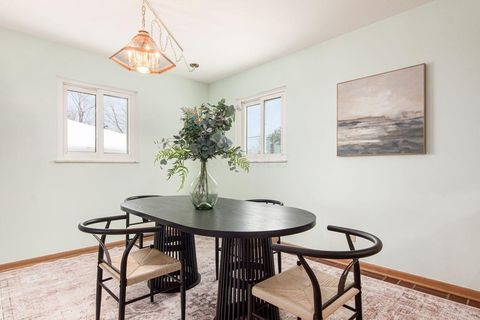 Tiny photo for 1811 Hove Road, Columbus, OH 43221 (MLS # 226002990)