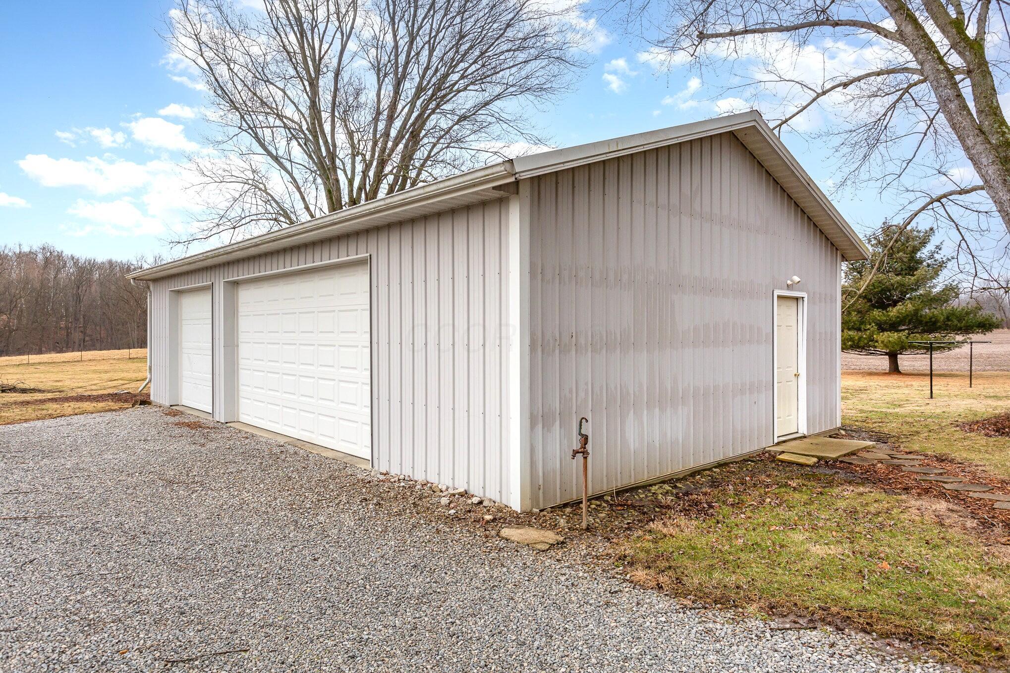 4433 Van Fossen Road, Johnstown, Ohio image 6