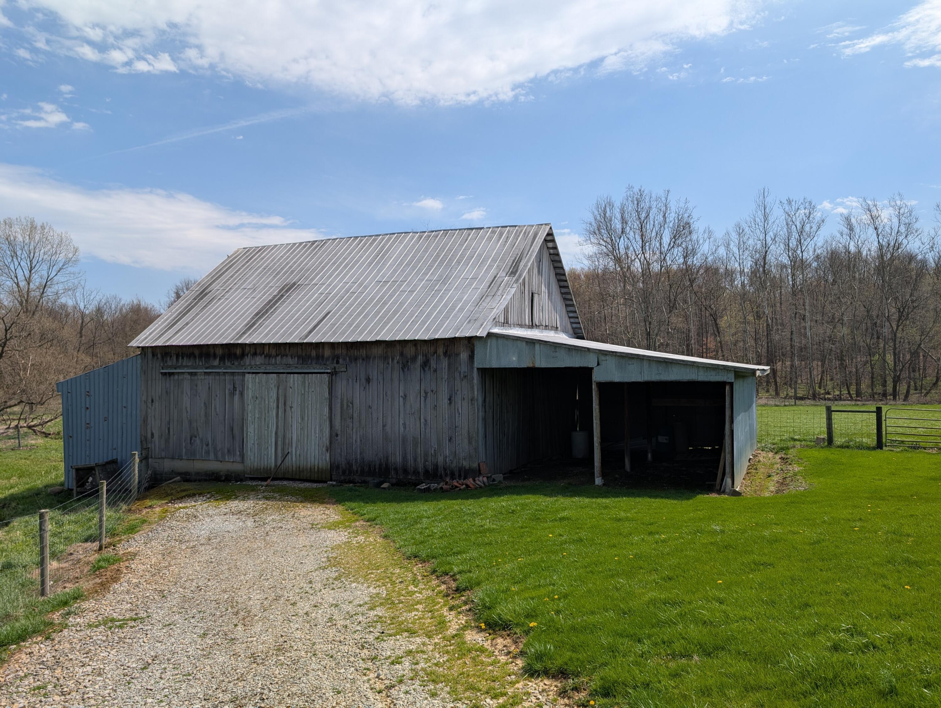 4433 Van Fossen Road, Johnstown, Ohio image 7