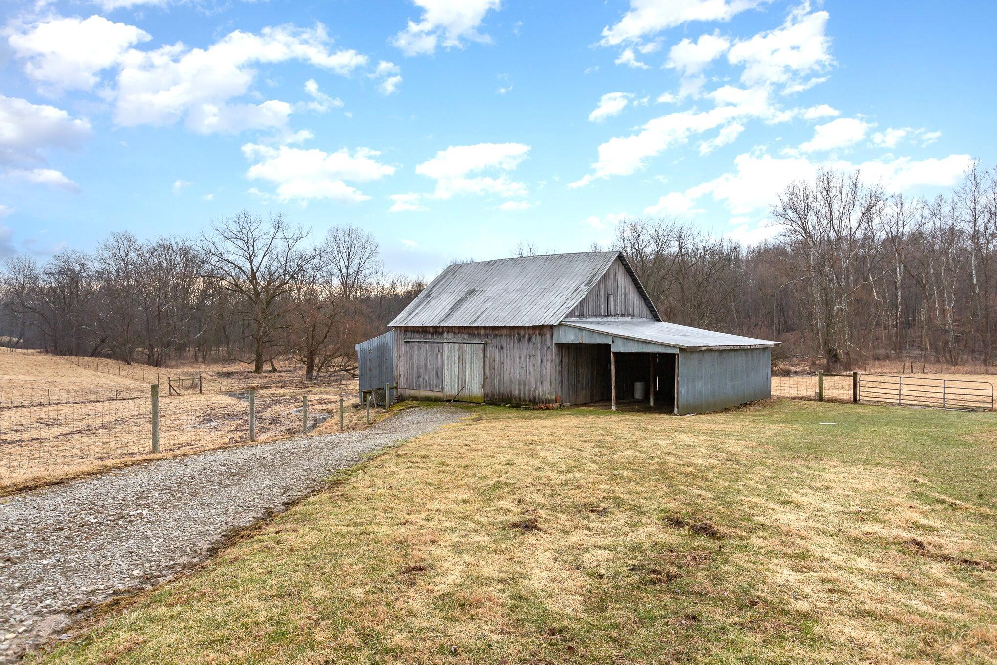 4433 Van Fossen Road, Johnstown, Ohio image 9
