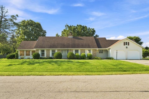 Photo of 1213 Countryside Drive, Washington Court House, OH 43160 (MLS # 226034229)