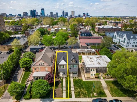 Tiny photo for 35 Miami Avenue, Columbus, OH 43203 (MLS # 226021329)