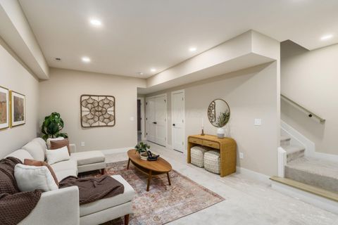 Tiny photo for 35 Miami Avenue, Columbus, OH 43203 (MLS # 226021329)