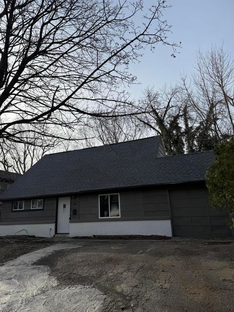 Photo of 1607 Baxter Drive, Columbus, OH 43227 (MLS # 225046188)