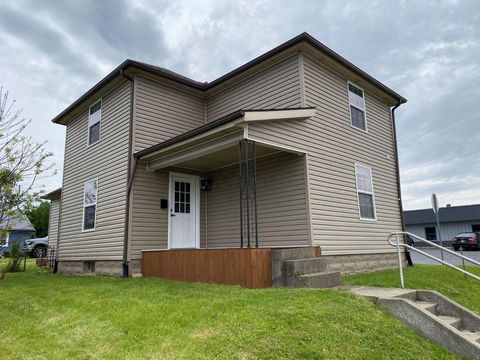 Photo of 1329 S Main Street, Bellefontaine, OH 43311 (MLS # 226017306)