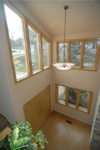 Dublin, Ohio 43017, United States, 3 Bedrooms Bedrooms, ,3 BathroomsBathrooms,Residential,Active,194019