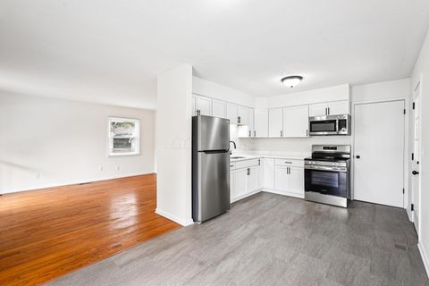 Tiny photo for 1316 Cedarview Drive W, Springfield, OH 45503 (MLS # 225039506)