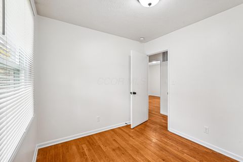 Tiny photo for 1316 Cedarview Drive W, Springfield, OH 45503 (MLS # 225039506)
