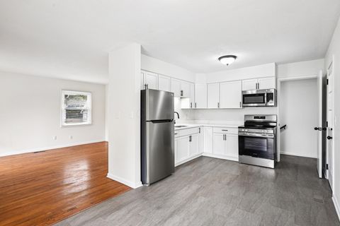 Tiny photo for 1316 Cedarview Drive W, Springfield, OH 45503 (MLS # 225039506)