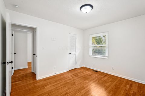 Tiny photo for 1316 Cedarview Drive W, Springfield, OH 45503 (MLS # 225039506)